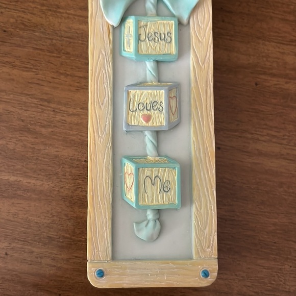 Vintage Precious Moments Children's Cross Baptism Christening Gift Nursery Faith - Picture 9 of 10